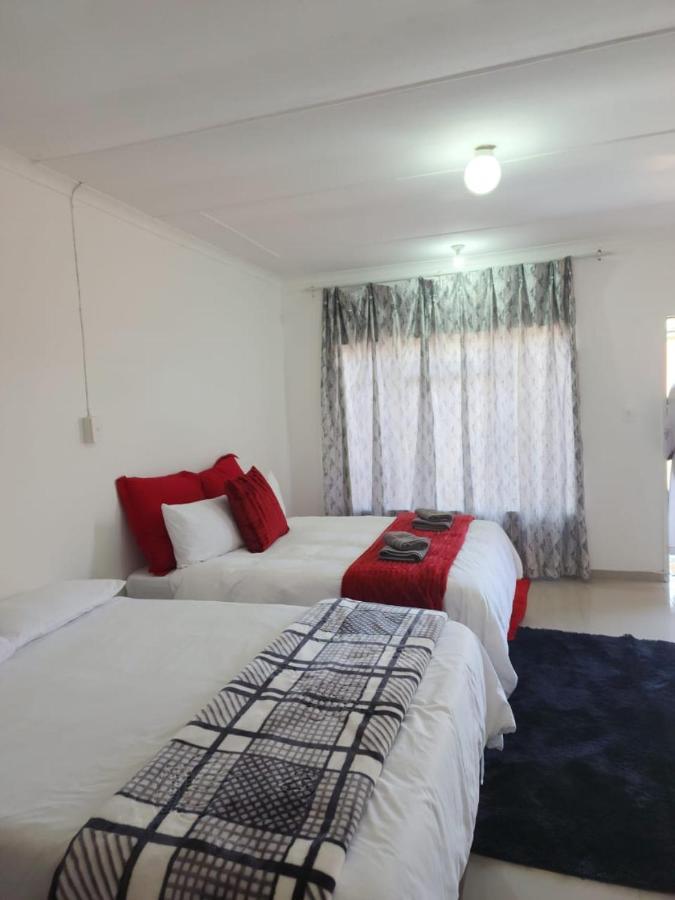 Casa Linda Guest House Newcastle Exterior photo